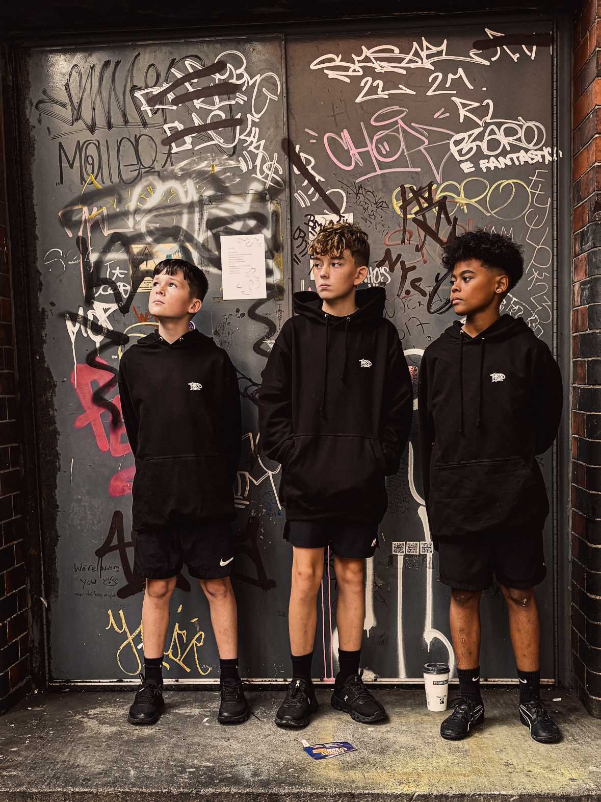 THR3D BLACK HOODIE